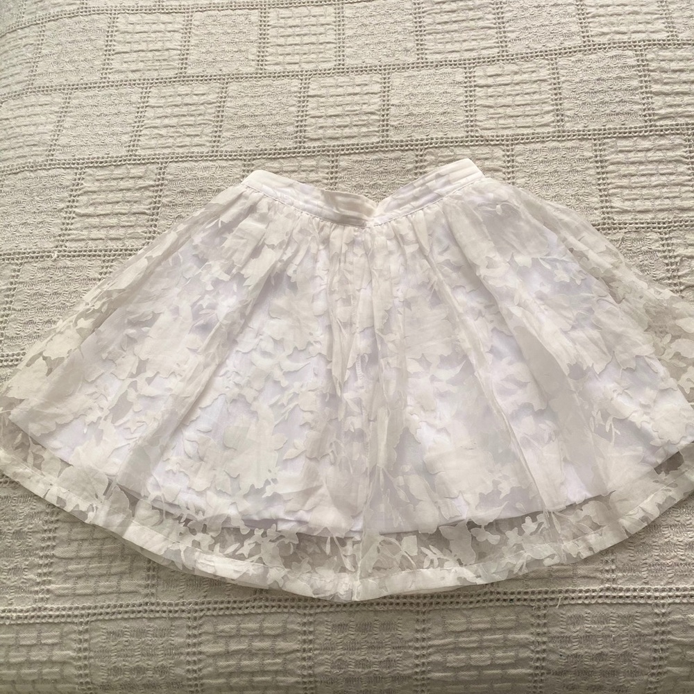 Bebe skirt